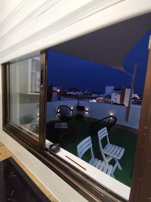 Apartamento Con Vistas Al Mar En El Centro De Коральео Экстерьер фото